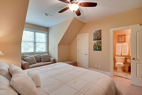 Luxury Estate: Private Hot Tub & Pickleball Court
