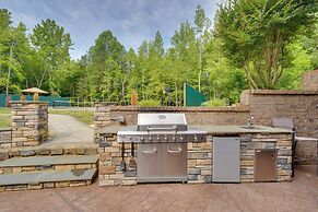 Luxury Estate: Private Hot Tub & Pickleball Court
