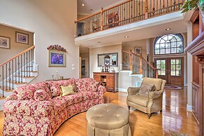 Luxury Estate: Private Hot Tub & Pickleball Court
