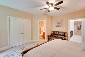 Luxury Estate: Private Hot Tub & Pickleball Court