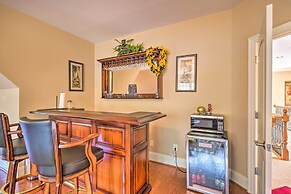 Luxury Estate: Private Hot Tub & Pickleball Court