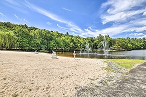 Poconos Retreat w/ Hot Tub & Deck, Lake Views