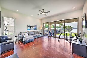 Waterfront Home ~ 4 Mi to Oaklawn Racing Casino!