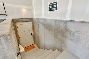 Sleek & Modern Morgan Abode: Great for Families!