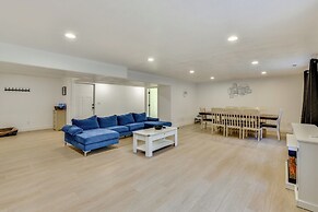 Sleek & Modern Morgan Abode: Great for Families!