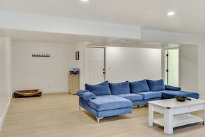 Sleek & Modern Morgan Abode: Great for Families!