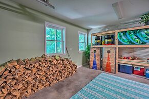 Peaceful Sevierville Home w/ Private Hot Tub!