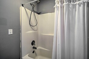 Peaceful Sevierville Home w/ Private Hot Tub!