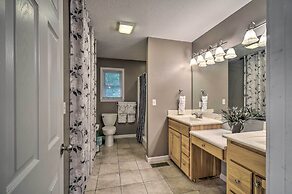 Peaceful Sevierville Home w/ Private Hot Tub!