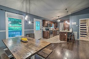 Peaceful Sevierville Home w/ Private Hot Tub!