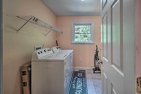 Peaceful Sevierville Home w/ Private Hot Tub!