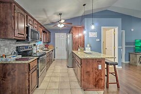 Peaceful Sevierville Home w/ Private Hot Tub!