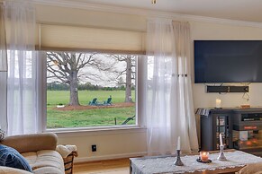 Bealeton Farmhouse Vacation Rental w/ Fire Pit