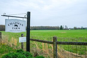 Bealeton Farmhouse Vacation Rental w/ Fire Pit