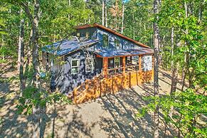 Chic Broken Bow Cabin With Hot Tub & Gas Grill!