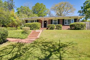 Fayetteville Vacation Rental - 1 Mi to Downtown!
