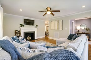 Fayetteville Vacation Rental - 1 Mi to Downtown!