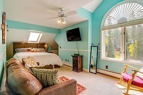 Mtn-view Breck Home w/ Hot Tub ~ 1 Mi to Ski Lift!