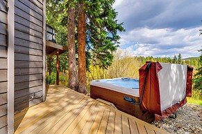 Mtn-view Breck Home w/ Hot Tub ~ 1 Mi to Ski Lift!
