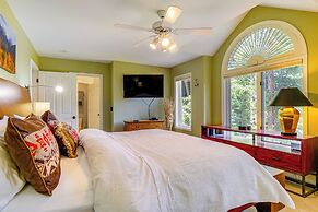 Mtn-view Breck Home w/ Hot Tub ~ 1 Mi to Ski Lift!