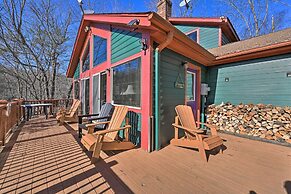 North Carolina Escape w/ Deck, Grill & Fire Pit!