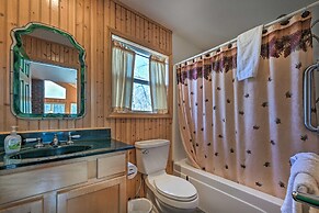 North Carolina Escape w/ Deck, Grill & Fire Pit!