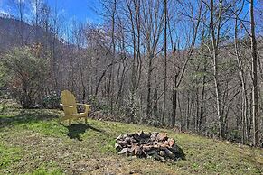 North Carolina Escape w/ Deck, Grill & Fire Pit!