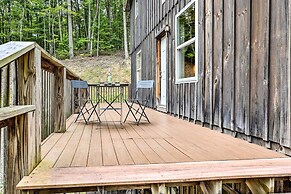 Red River Gorge Cabin w/ Private Hot Tub!