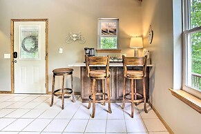 Red River Gorge Cabin w/ Private Hot Tub!