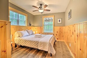 Red River Gorge Cabin w/ Private Hot Tub!