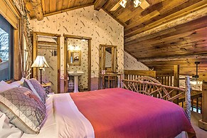 River Access + Mtn Views: Cullowhee Lodge!