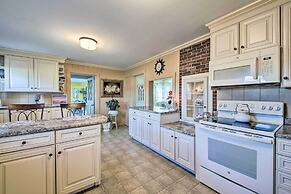 Peaceful Maine Home w/ Patio: Ocean Inlet Getaway!