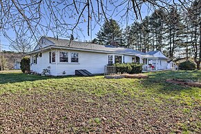 Peaceful Maine Home w/ Patio: Ocean Inlet Getaway!