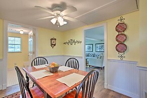 Lovely Pottsboro Home w/ Patio & Fire Pits!