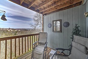 Branson Condo w/ Views: 2 Mi to Silver Dollar City