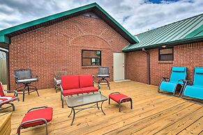 Lakefront Gem w/ Docks in Hot Springs!