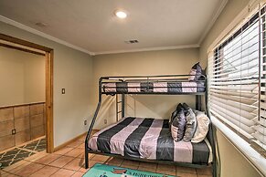 Lakefront Gem w/ Docks in Hot Springs!