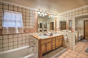 Lakefront Gem w/ Docks in Hot Springs!