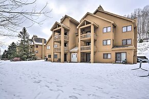 Ski-in/out & Golf Condo w/ A/C at Holiday Valley!
