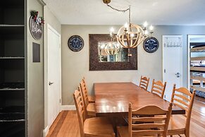Ski-in/out & Golf Condo w/ A/C at Holiday Valley!