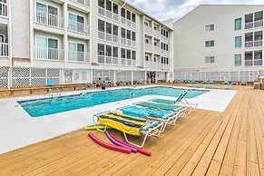 Pelicans Watch Beachfront Condo With Ocean Views!