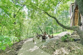 The Bella Vista Lakeside Treehouse: Dock & Kayaks!