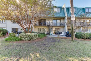 Hilton Head Condo: Walk to Coligny Beach & Plaza!