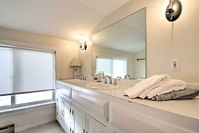 Historic Bradford Home - 8 Mi to Mount Sunapee!