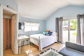 Adorable Tiny Cottage 6 w/ Dock on Crooked Lake