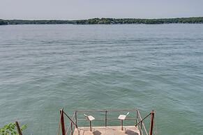 'cliff View Haven' Rocky Mount Gem w/ Deck!