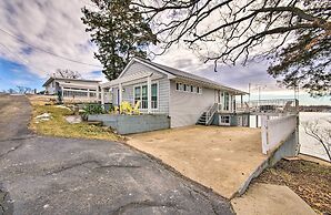 'cliff View Haven' Rocky Mount Gem w/ Deck!