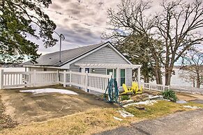 'cliff View Haven' Rocky Mount Gem w/ Deck!