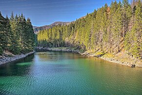 Lovely Detroit Home w/ Deck - Walk to Town!