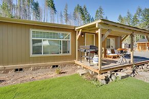 Lovely Detroit Home w/ Deck - Walk to Town!